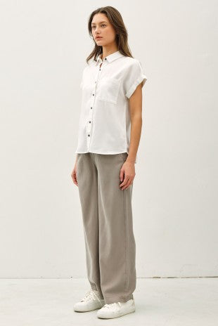 Adriana Button Up Blouse in ivory with rounded hem and roll cuff sleeves – women's boutique blouse