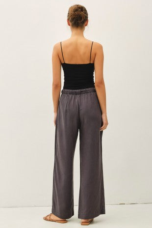 Brenda Wide Leg Pant in charcoal, relaxed high-rise wide leg silhouette – Glitz Fine Clothing