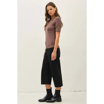 Amber Tee