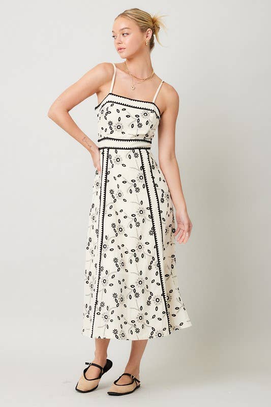 Nattie Embroidery Lace Midi Dress - Final Sale