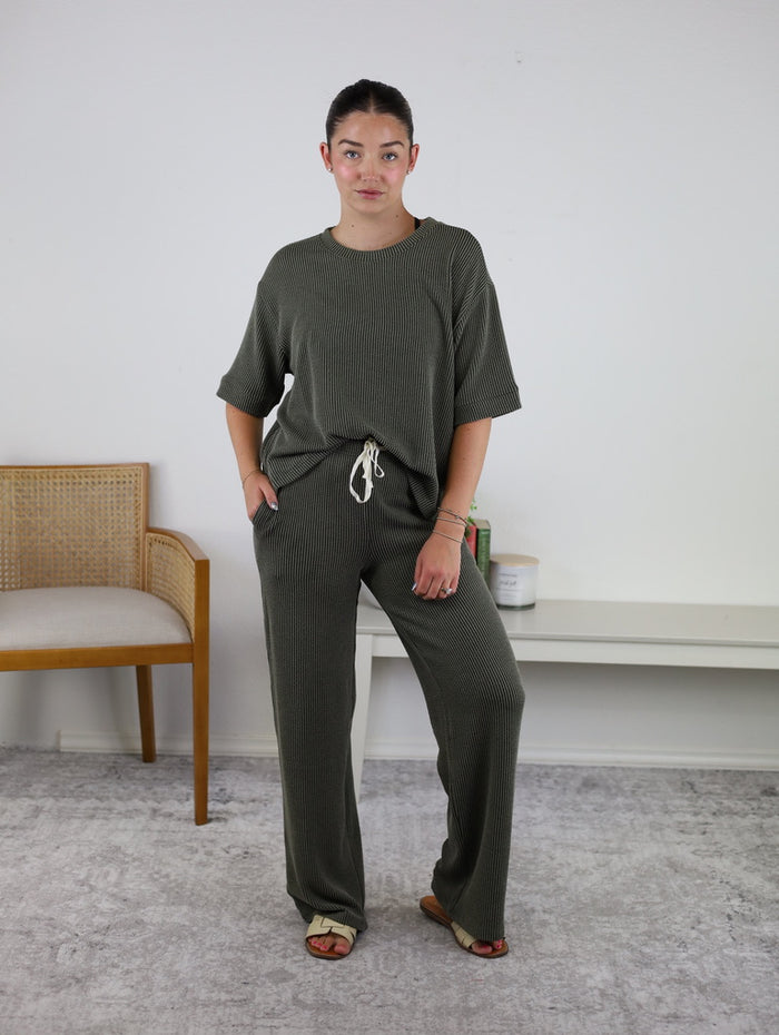 Francis Ribbed Lounge Set