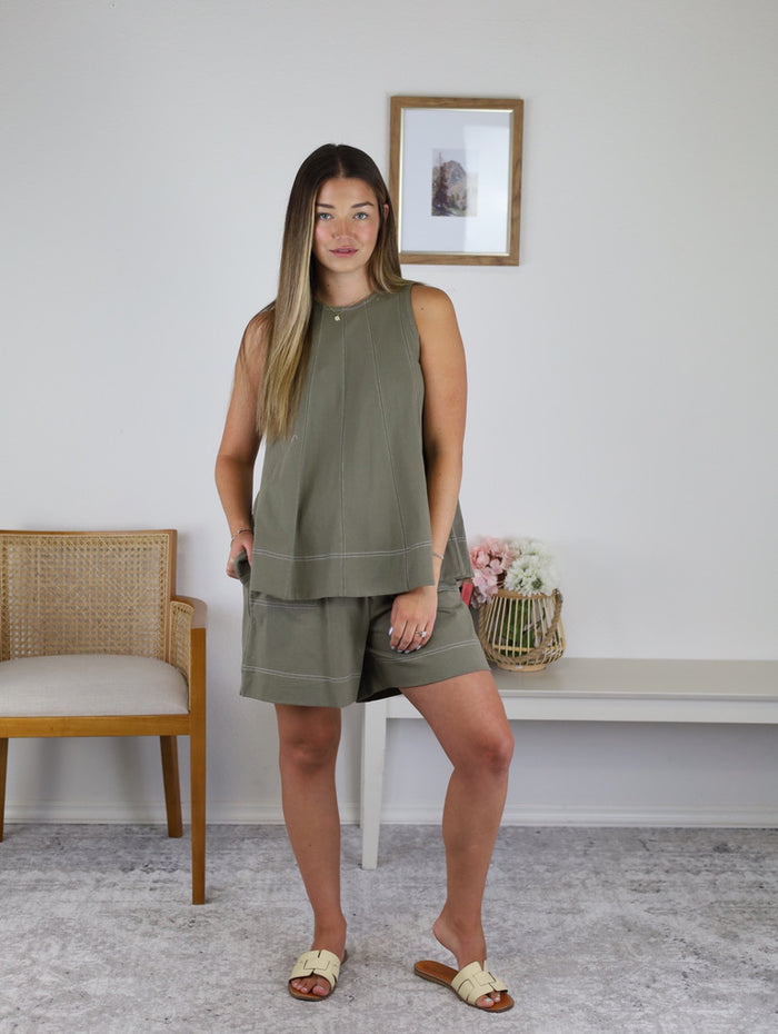 Kitty Contrast Stitching Short - Olive