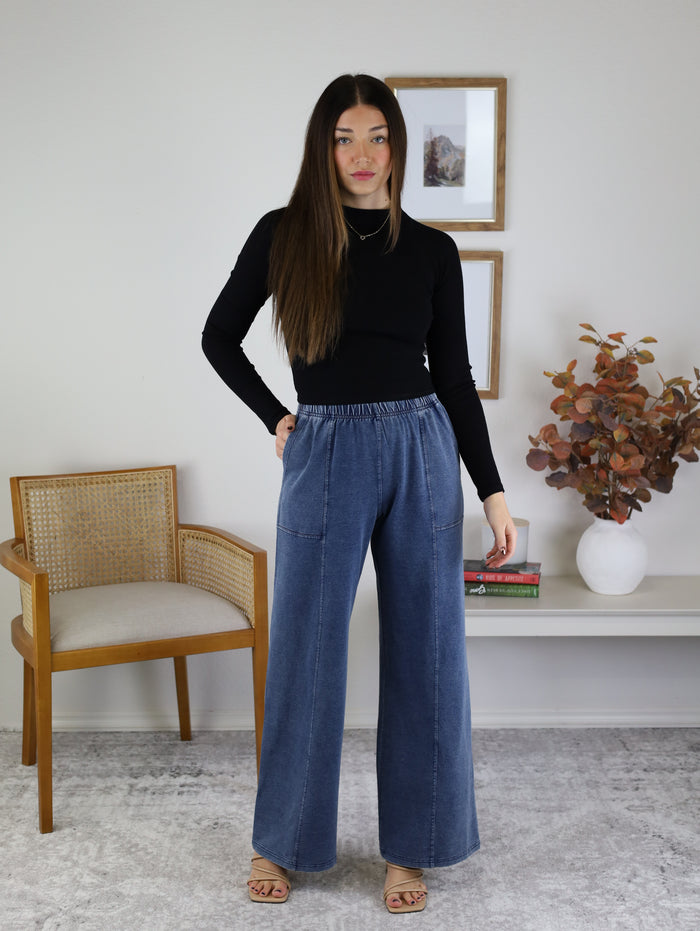 Dina Pull On Pant