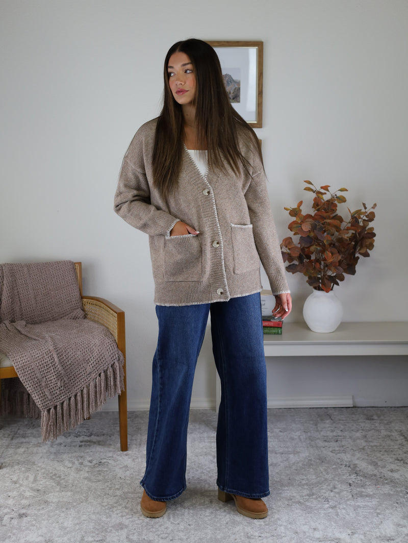 Contrast Stitch Knit Cardigan