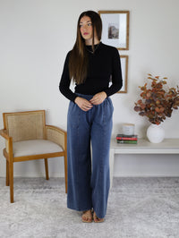 Dina Pull On Pant