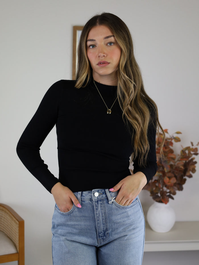 Semi Seamless Mock Neck Sweater