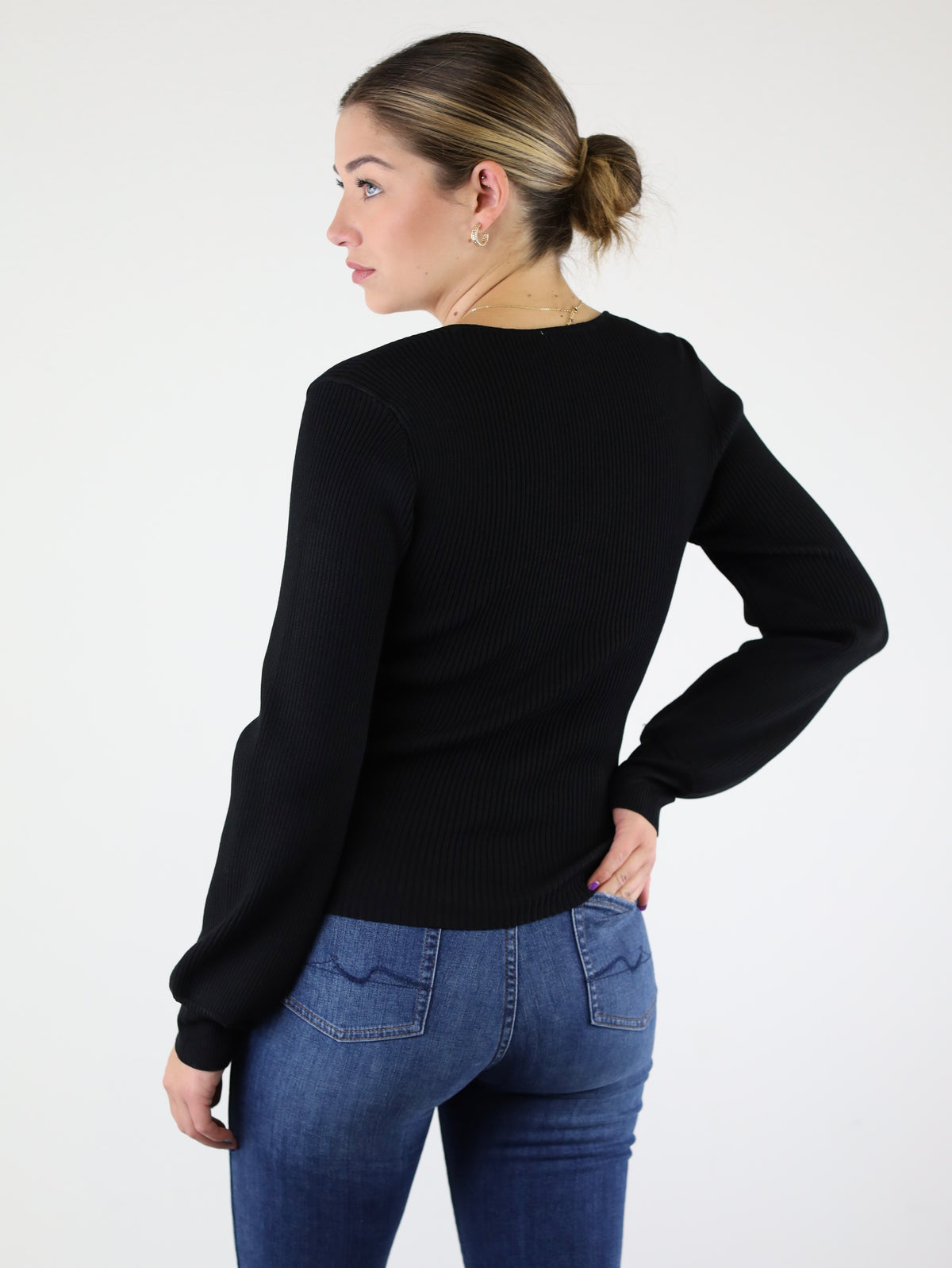 Sweetheart Neck L/S Sweater
