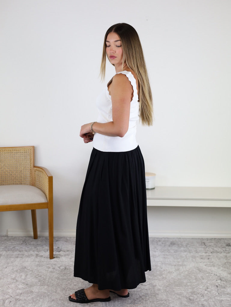 Marty Smocked Waist Midi Skirt - Black