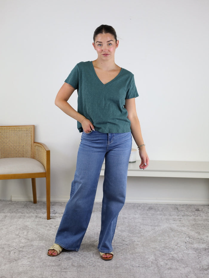 Nomad V Neck Tee