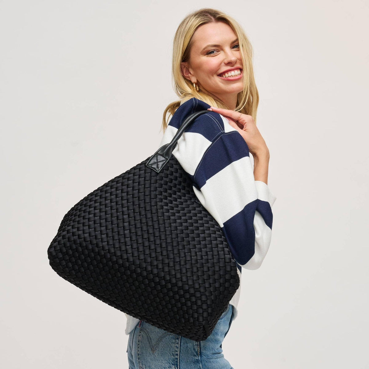 Ithaca Woven Neoprene Tote: Black