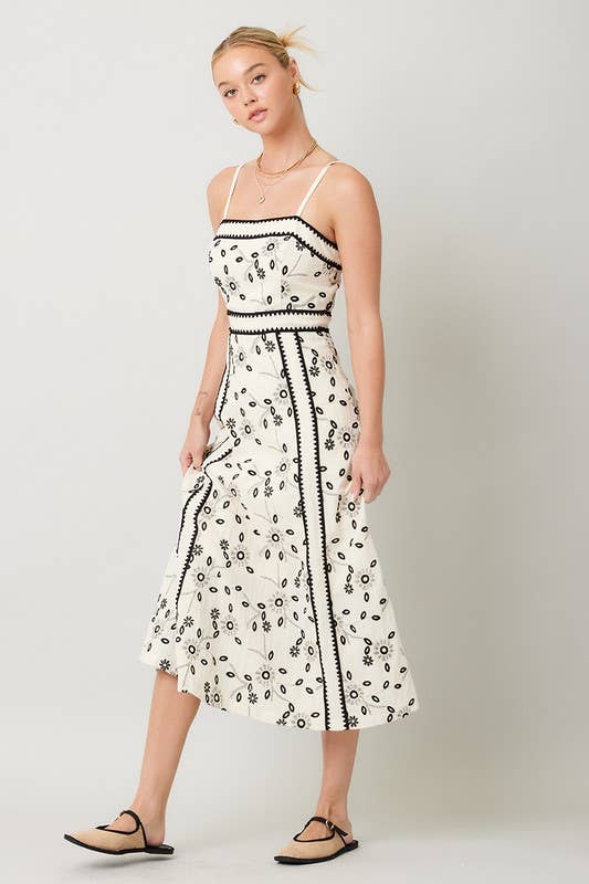Nattie Embroidery Lace Midi Dress - Final Sale
