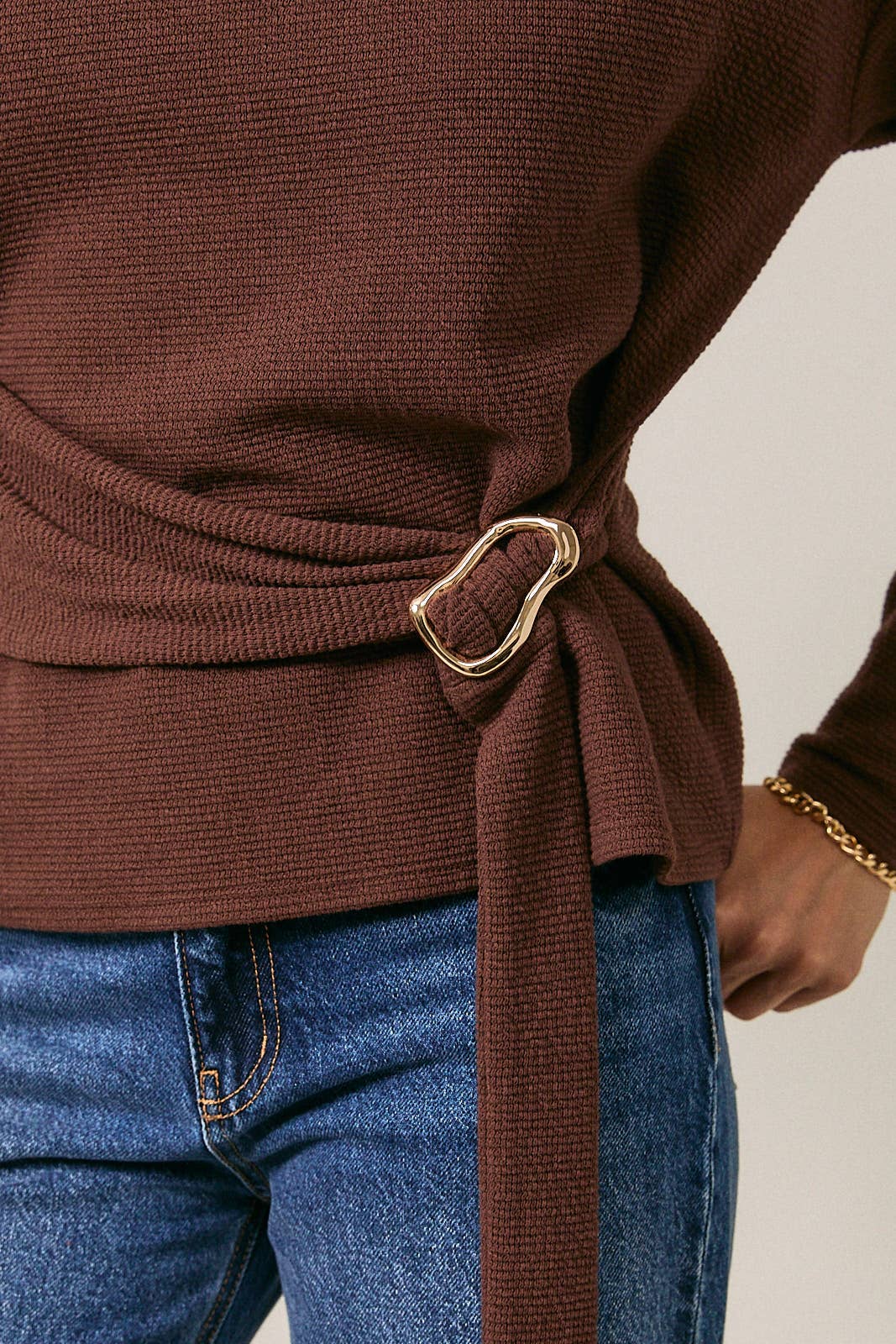 Sarper Mock Neck w/Belt