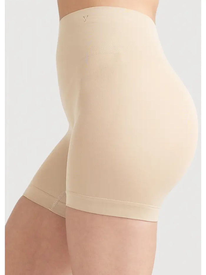 Yummie - Ultralight Shapewear Short: Almond